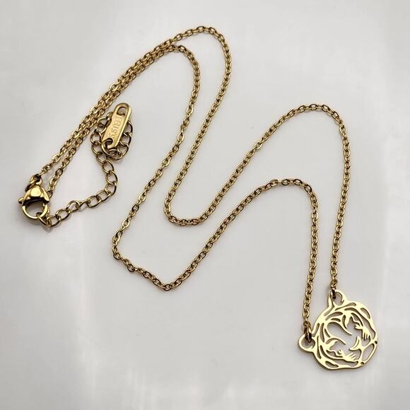 Dainty Golden Tiger Necklace - Picture 4 of 8